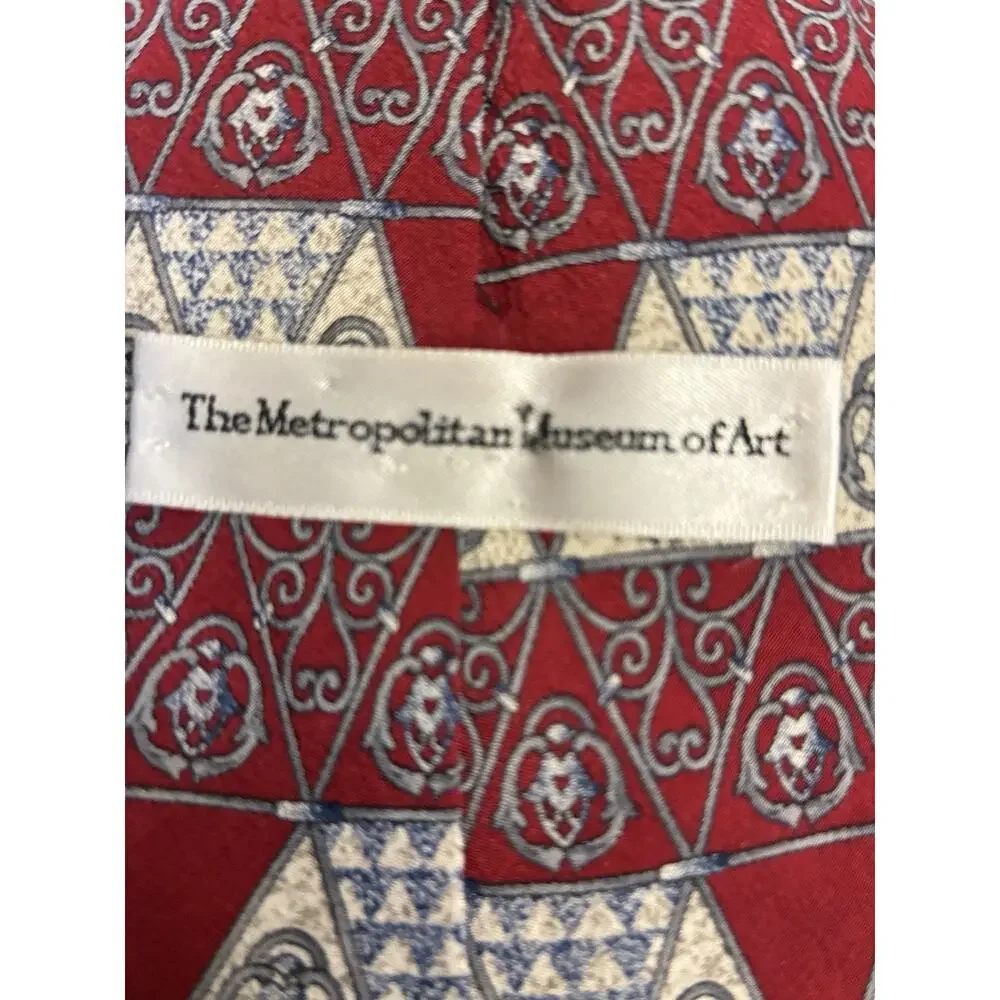 Vintage Metropolitan Museum of Art MMA Red Triangle Gate Silk Tie